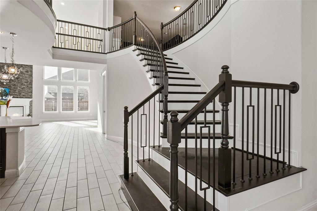 Justin Crossing Add - Residential