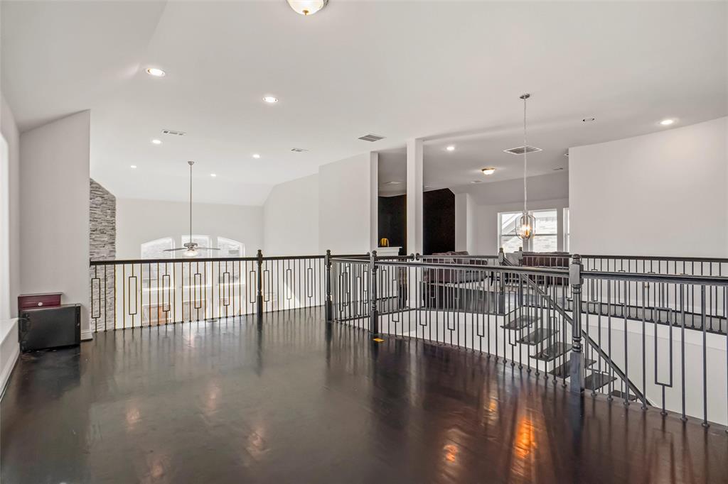 Justin Crossing Add - Residential