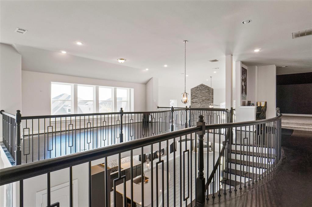 Justin Crossing Add - Residential