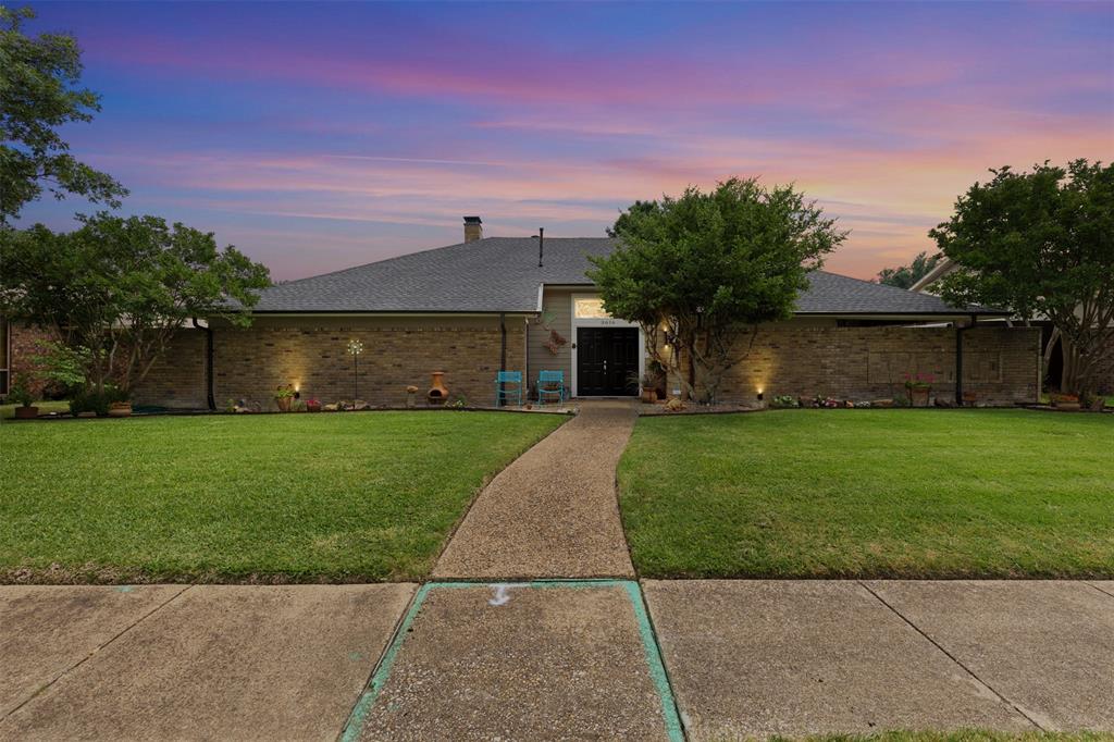 3616 Wandering Trail