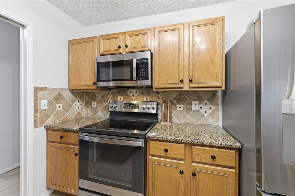 Valley Forge Bl 15933 Un 3 - Residential