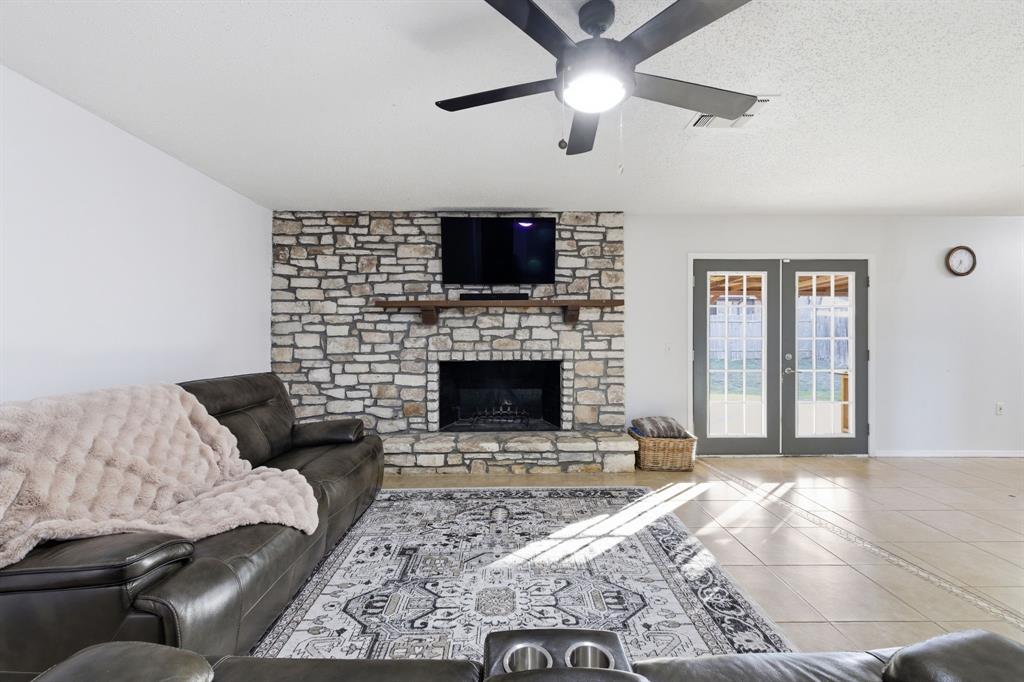 Valley Forge Bl 15933 Un 3 - Residential