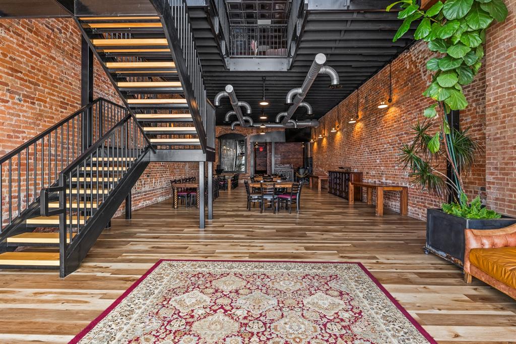 112 W 2nd Street