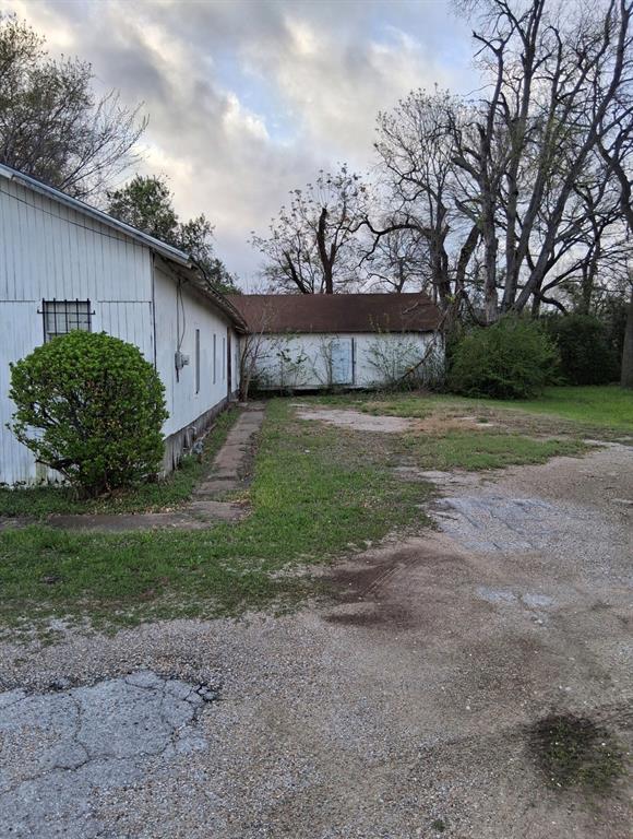 D Ablemont Felix L - Commercial Sale