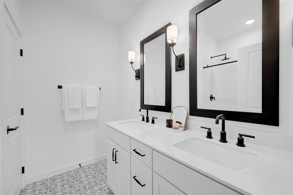 Rolling Ridge - Residential