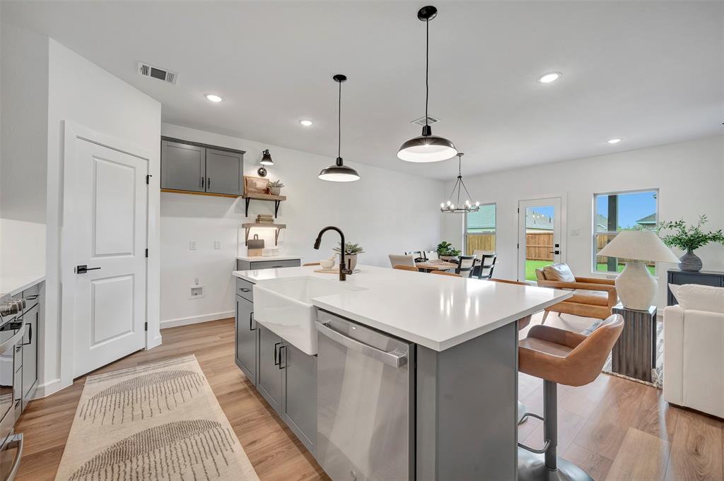 Rolling Ridge - Residential
