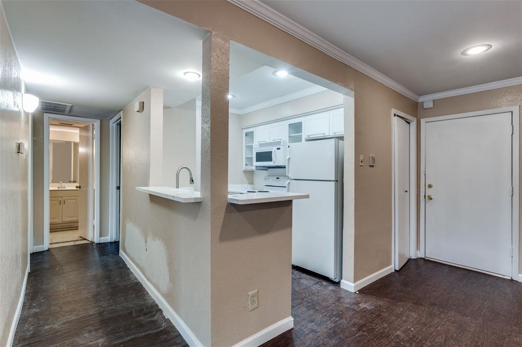 4859 Cedar Springs Road 151