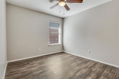 Tiny photo for 800 Ponselle Drive, Arlington, TX 76001 (MLS # 21152958)