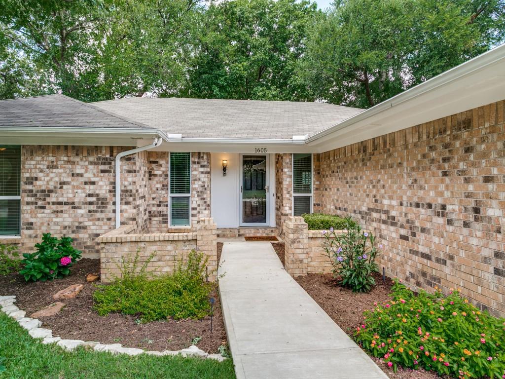 1605 Bedford Oaks Drive