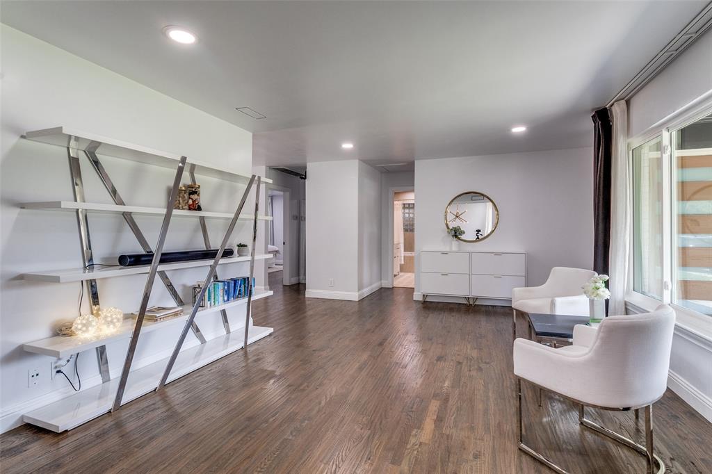7127 E Mockingbird Lane
