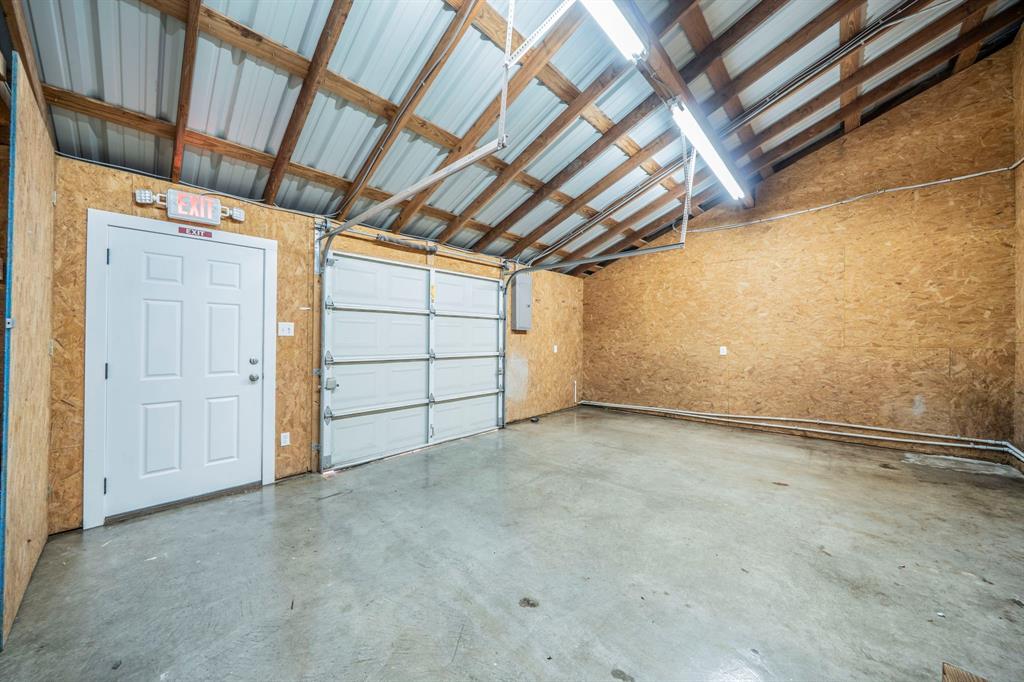 O T Ennis - Commercial Lease