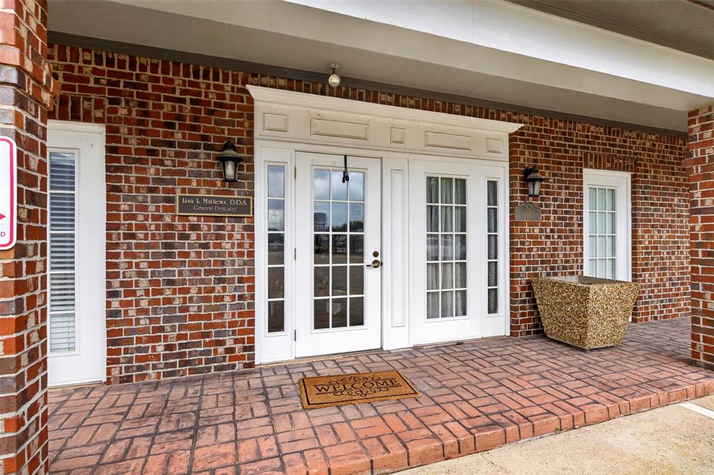 4438 Viking Drive Suite 100