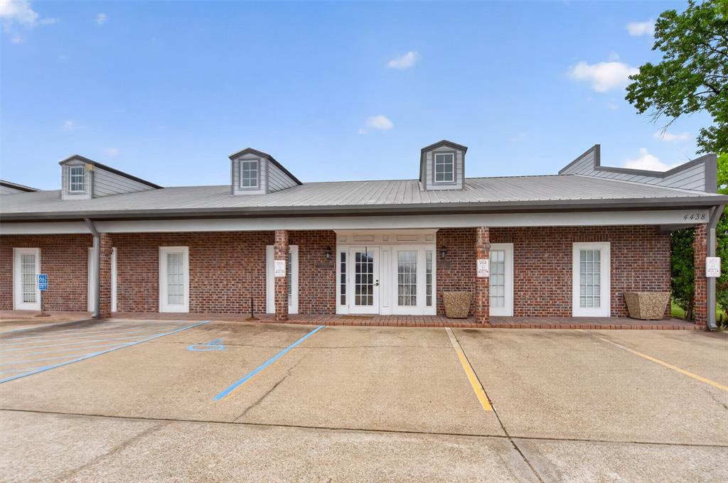 4438 Viking Drive Suite 100
