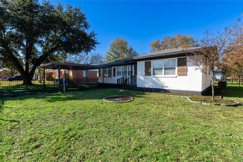 1829 Belmont Street Mesquite TX 75149