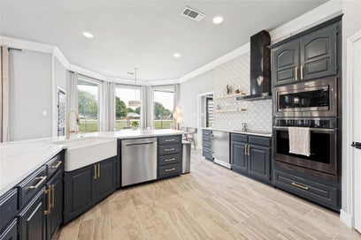 818 Riviera Drive Mansfield TX 76063