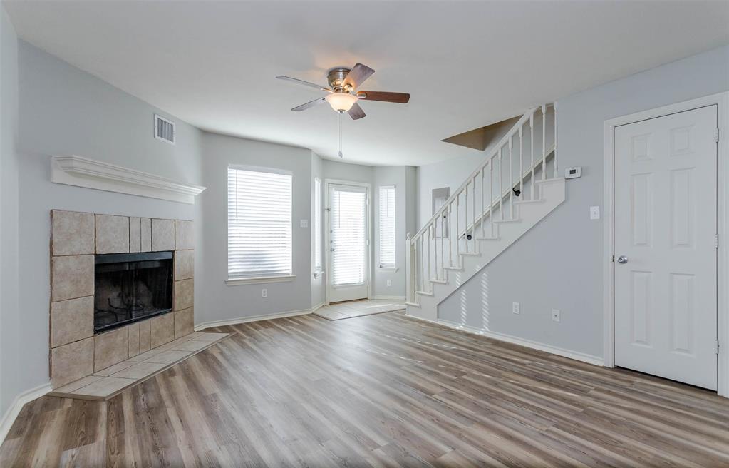 West Lake Ennis-Rev - Residential Lease