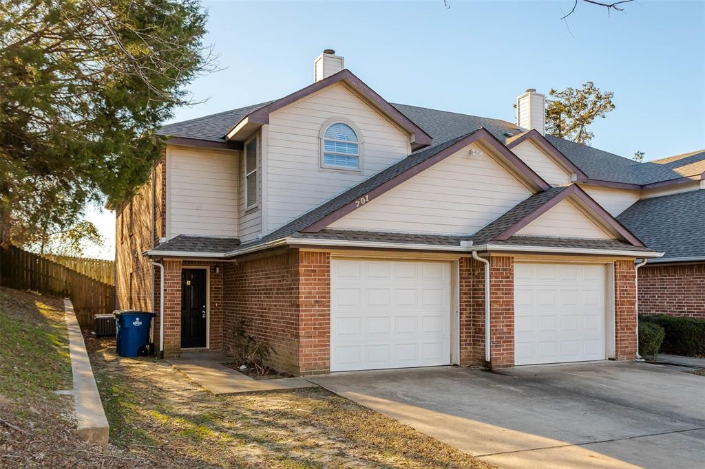 West Lake Ennis-Rev - Residential Lease