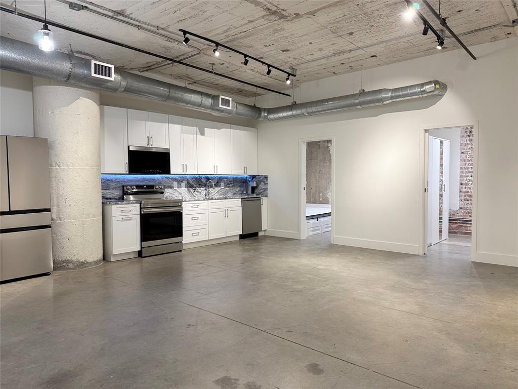 1122 Jackson Street 522