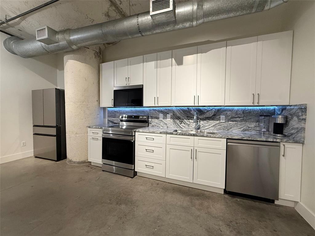 1122 Jackson Street 522
