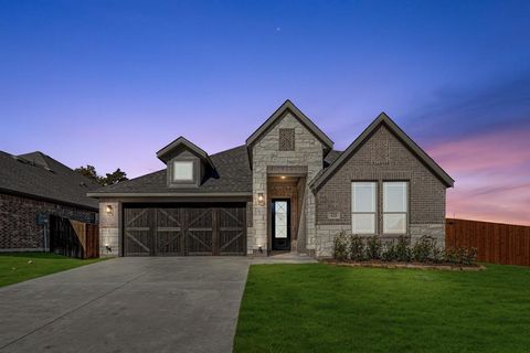 A home in Waxahachie