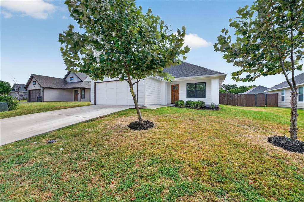 106 Clover Circle
