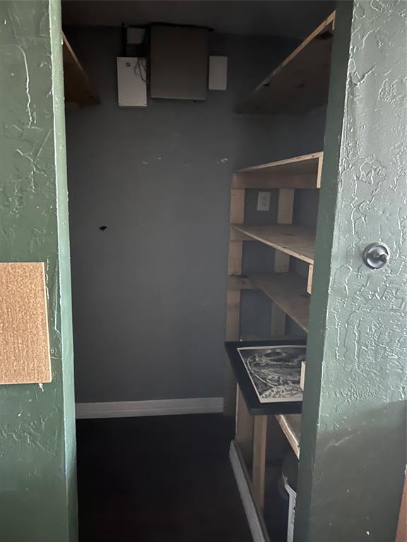 Wilshire Village - Commercial Lease