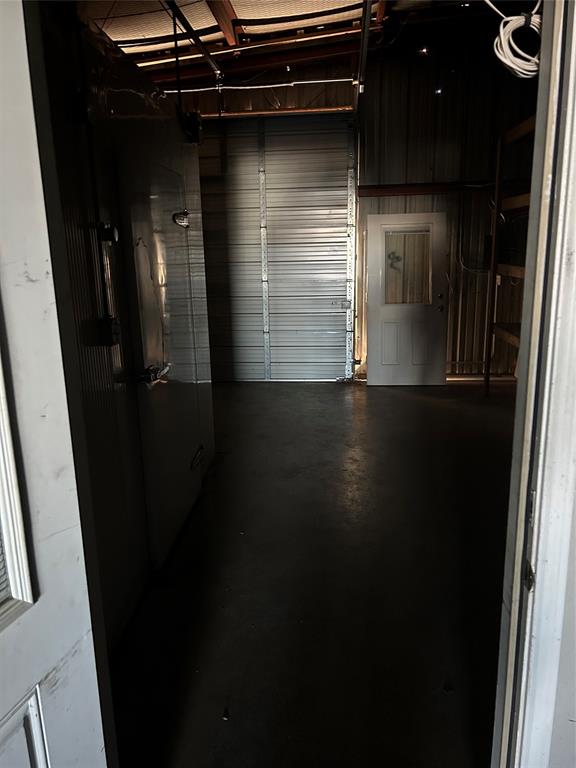 Wilshire Village - Commercial Lease