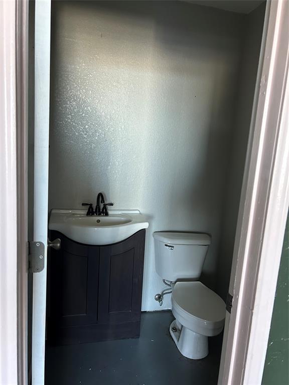 Wilshire Village - Commercial Lease