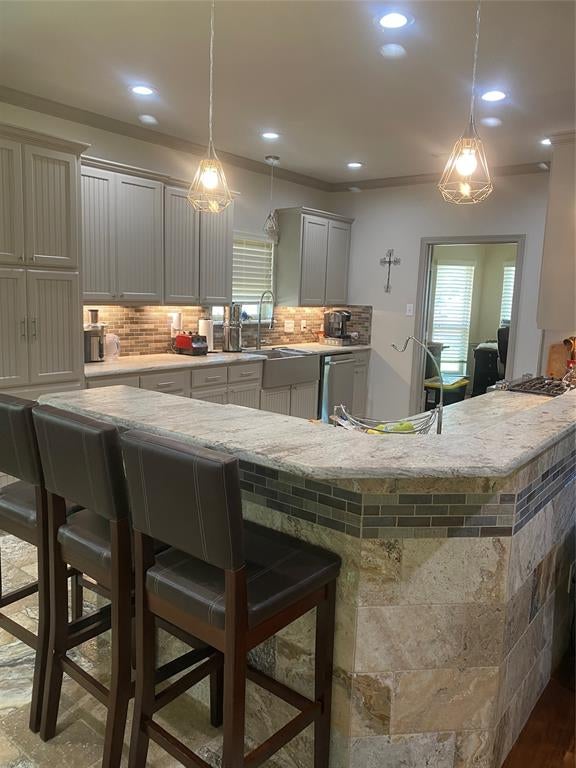 1631 Greenway Court