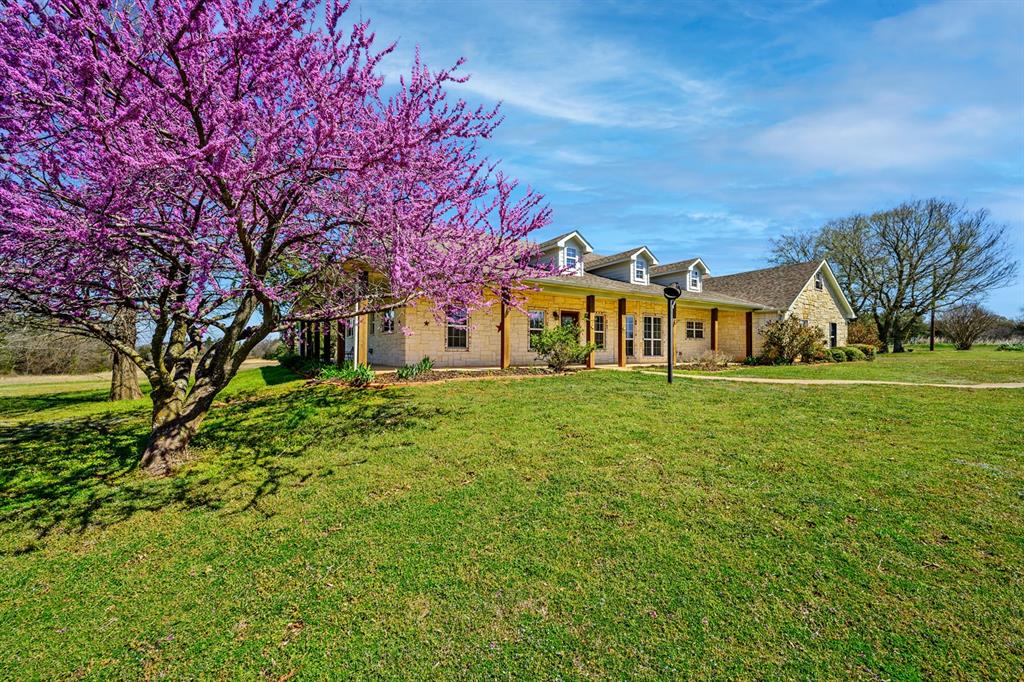 4489 E Farm to Market 120