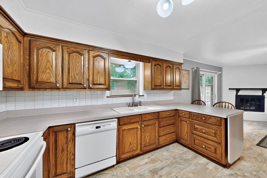 1509 Glenbrook Drive