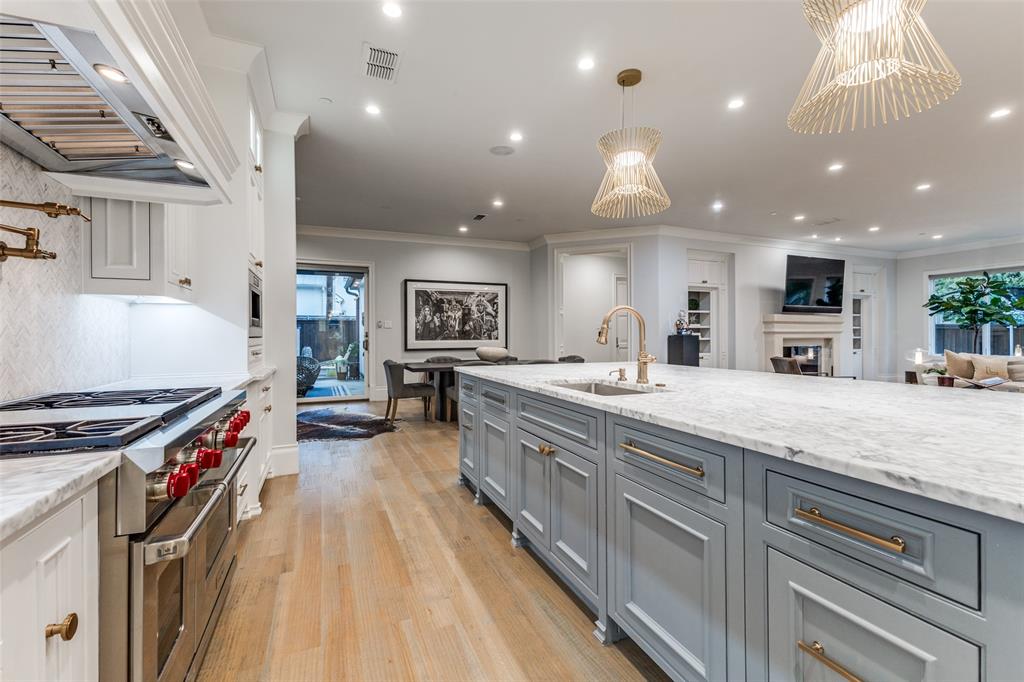 Highland Park West 04 Instl - Residential