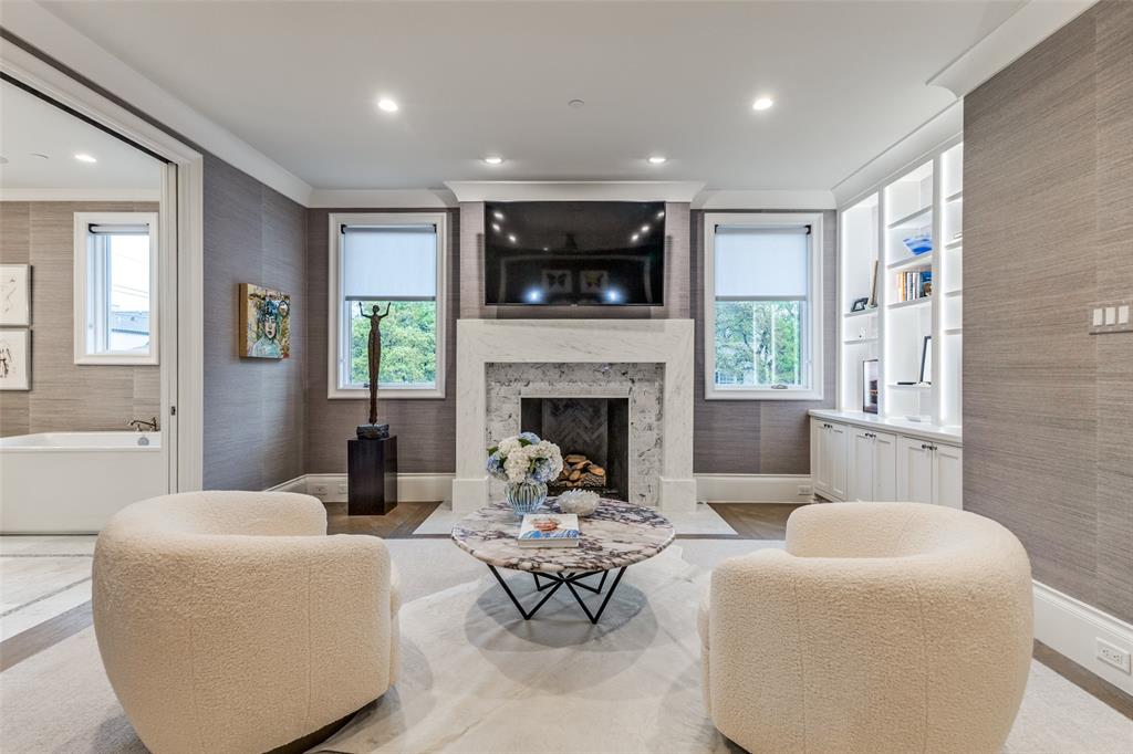 Highland Park West 04 Instl - Residential