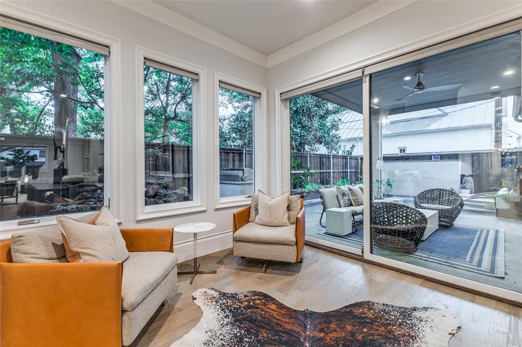 Highland Park West 04 Instl - Residential