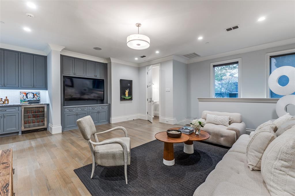 Highland Park West 04 Instl - Residential