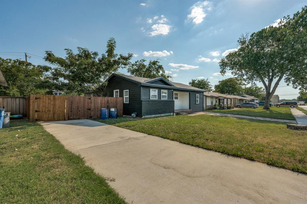 201 W Fuller Drive