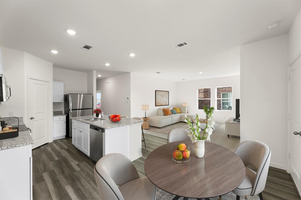 3216 Dillonwood Street