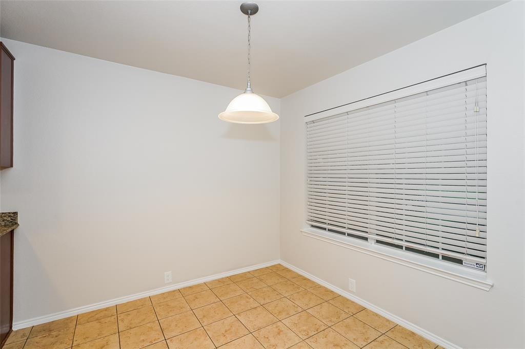 BEECHWOOD CREEKS - Residential Lease