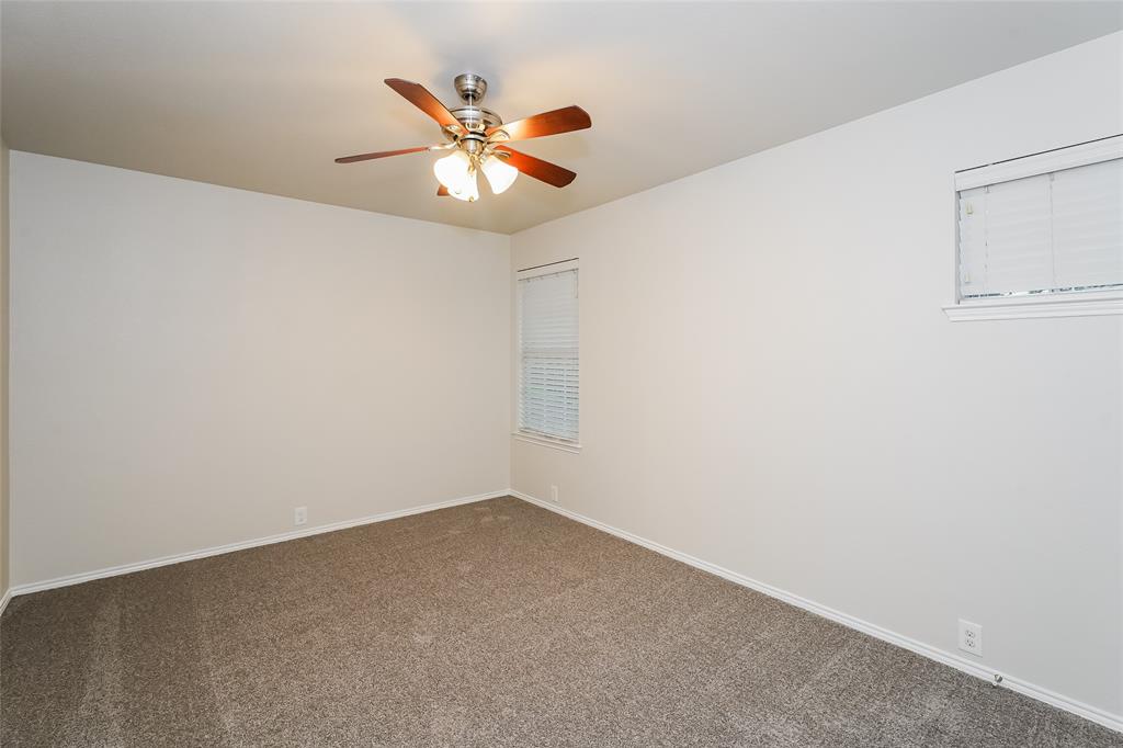 BEECHWOOD CREEKS - Residential Lease