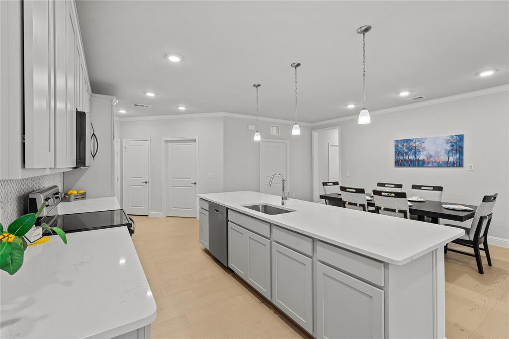 651 N Watters Road 2307