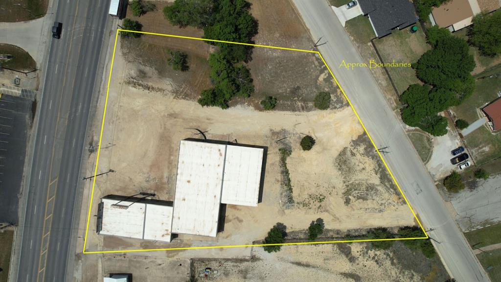 1220 Mineral Wells Highway