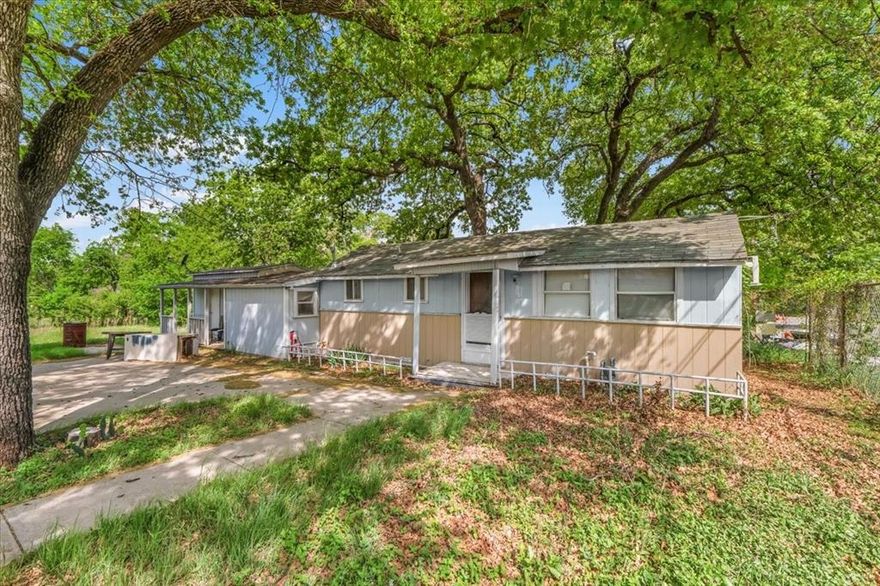 Excellent investment opportunity! This multi-unit property features three units across two structures—a duplex plus a detached accessory unit—offering multiple income streams. The duplex totals 688 square feet, with an additional 292 square foot unit providing added rental flexibility.

Recent upgrades throughout the property include new siding, updated AC, partial plumbing upgraded to pex, and exterior improvements—giving investors a valuable head start on improvements and reducing upfront renovation costs.

Property is being sold as-is.