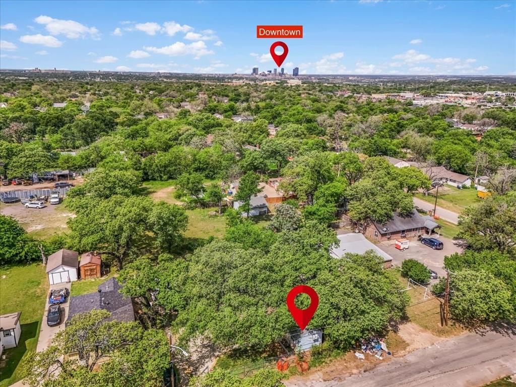 LESTERS SUBDIVISION LOT B - Residential Income