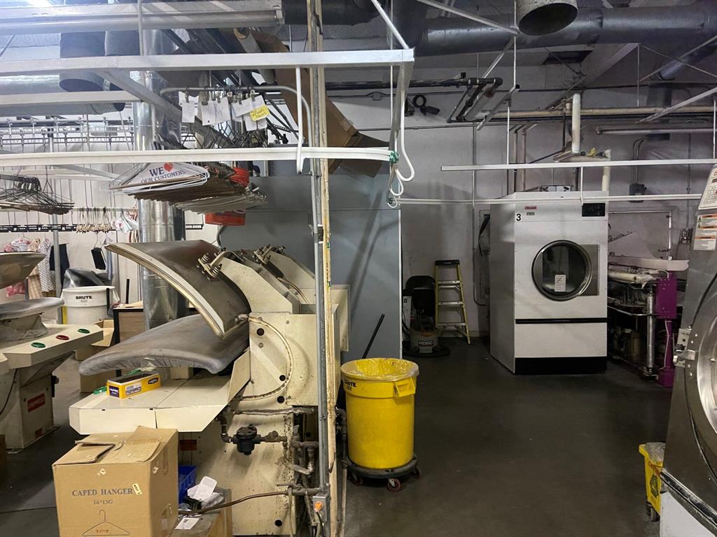 KWIK MULTI SITE - Commercial Sale