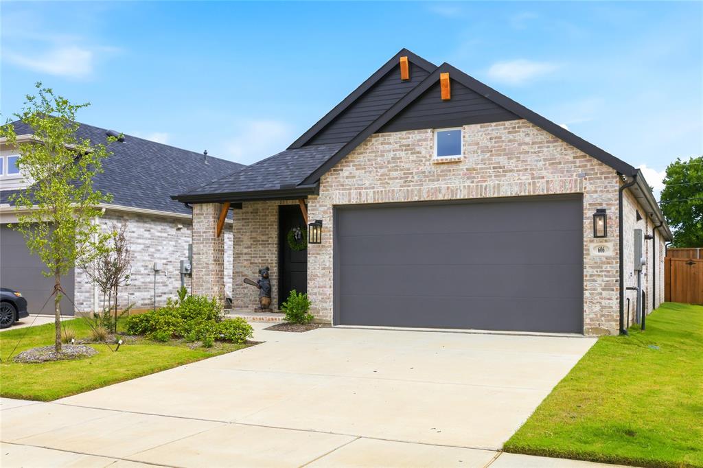 606 Sagebrush Trail