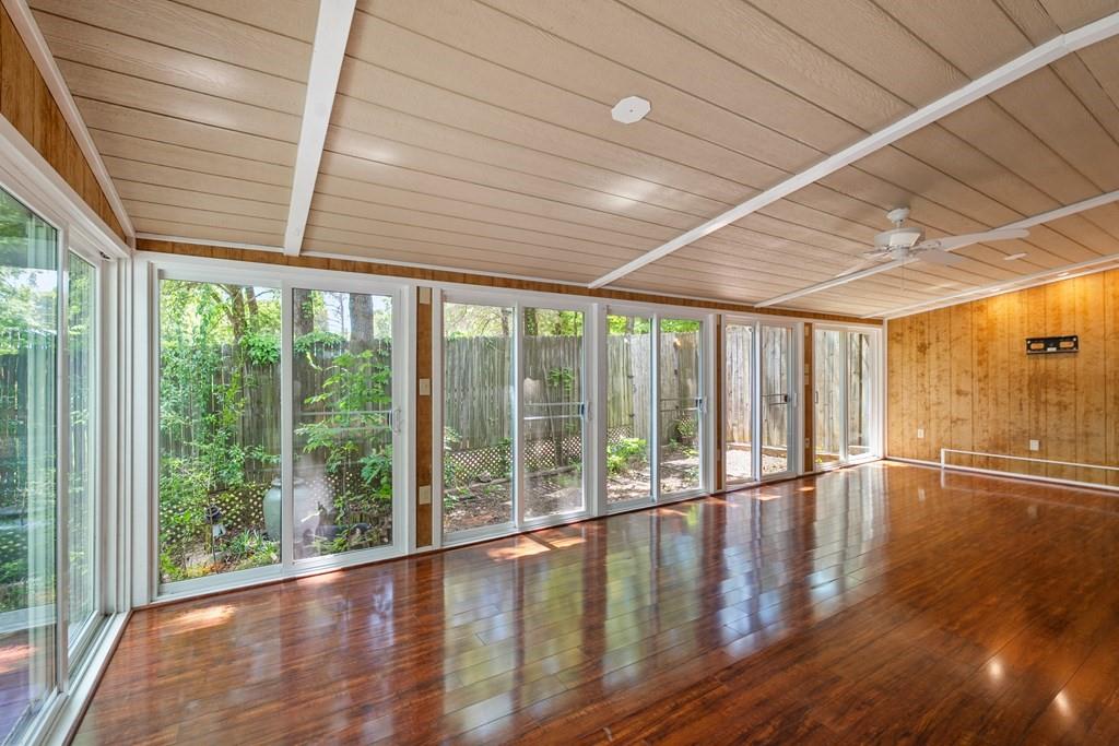 Cedarcrest Shores - Residential