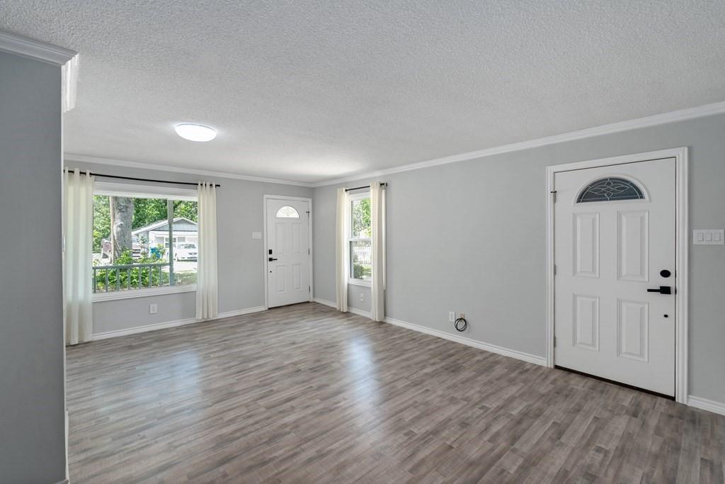 Cedarcrest Shores - Residential