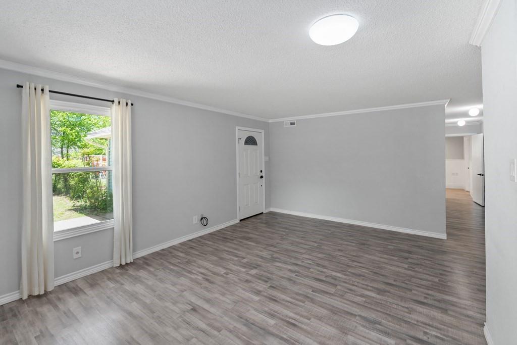 Cedarcrest Shores - Residential