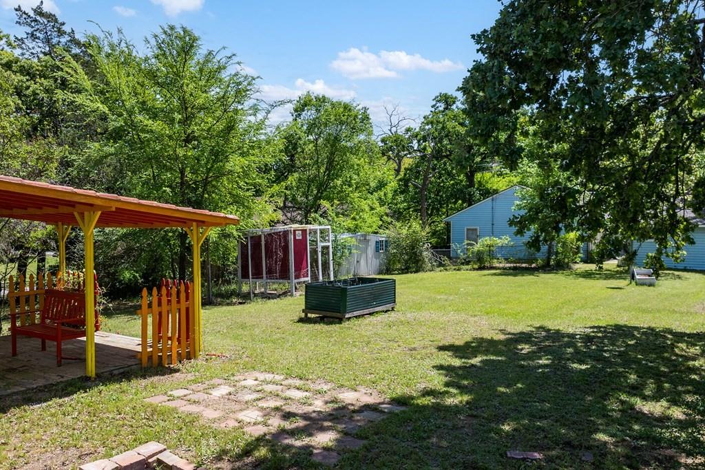 Cedarcrest Shores - Residential