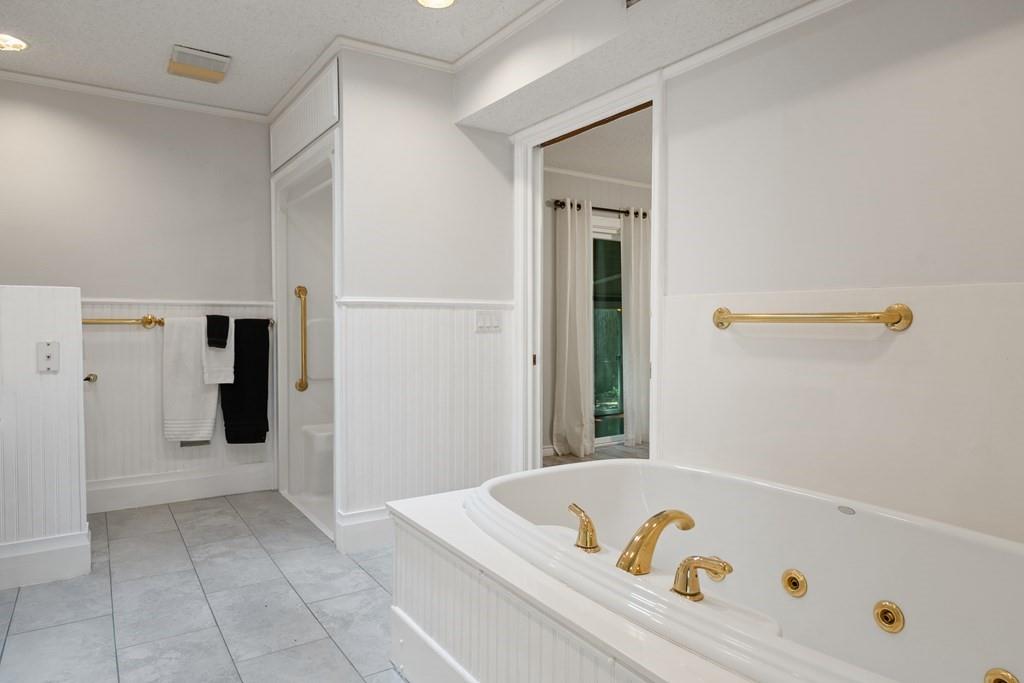 Cedarcrest Shores - Residential